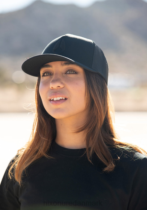 tilbehør Nixon ikonisk trucker hat sort 06F4443
