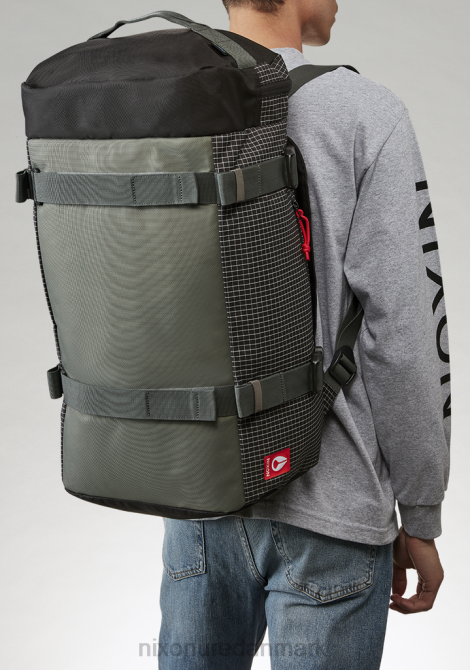 tilbehør Nixon escape 45l duffel sort/kul 06F4273