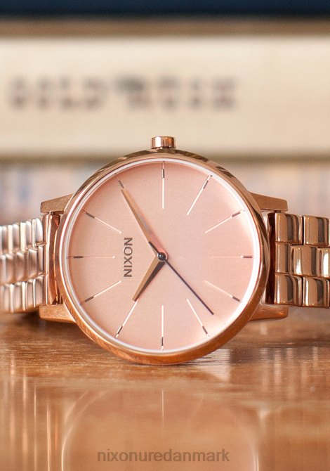 holde øje Nixon kensington alt i rosa guld 06F4231