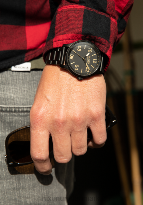 holde øje Nixon patrulje gunmetal/sort 06F4126